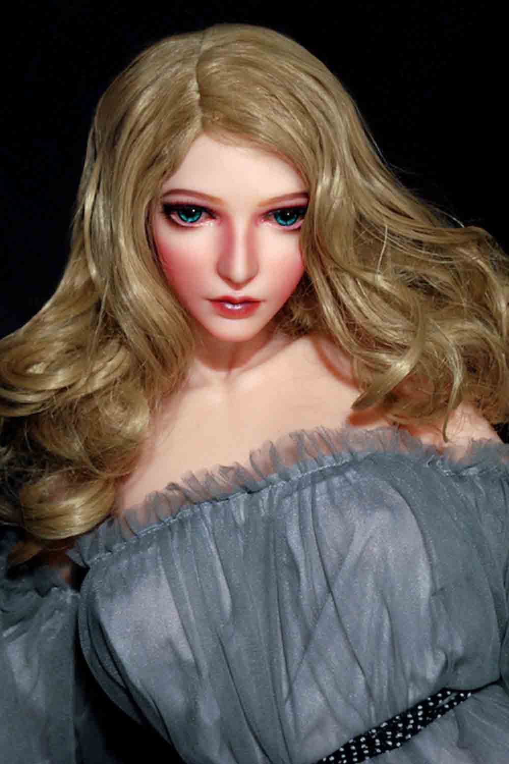 Elsa Babe Silicone Doll