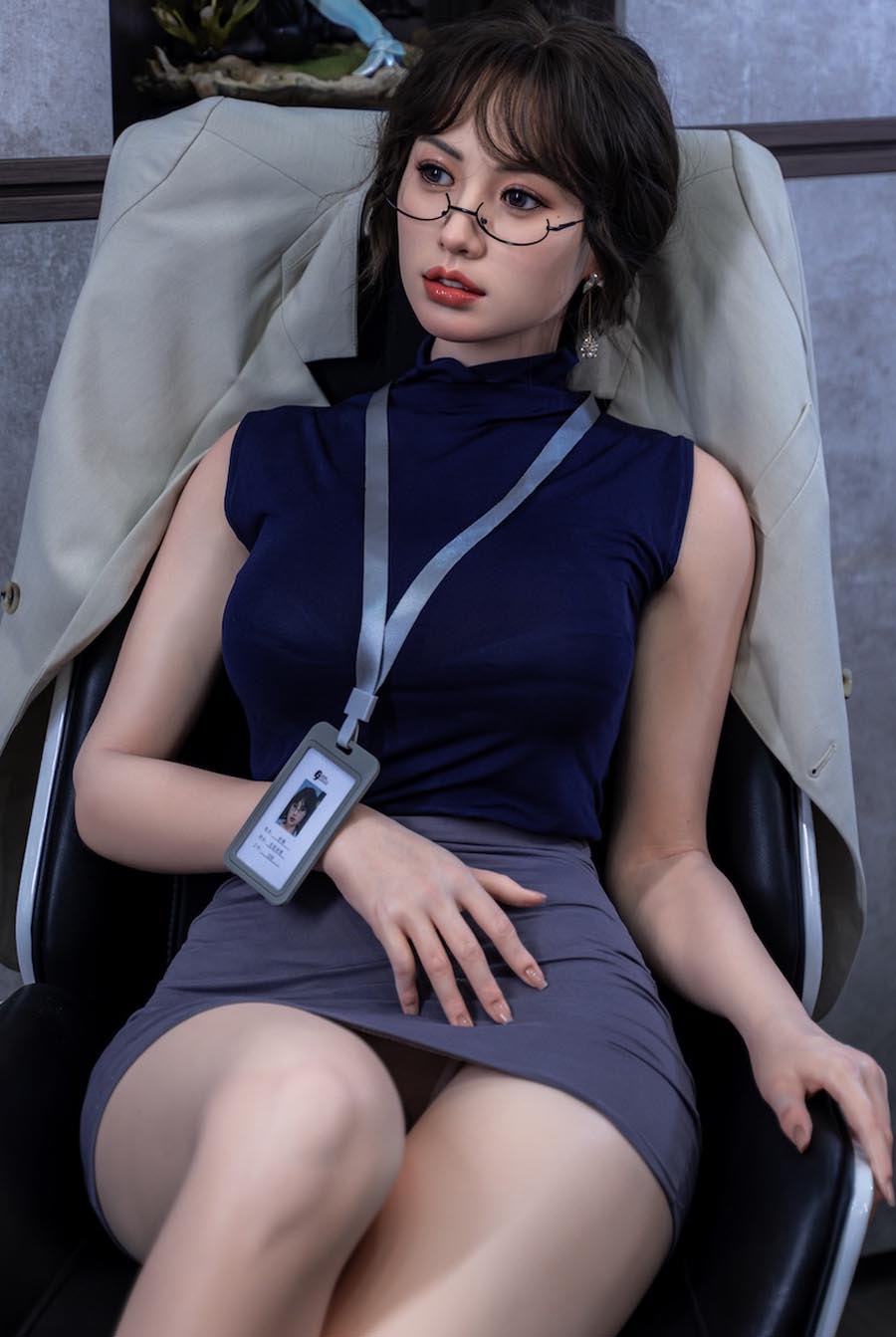 Gynoid Silicone Doll